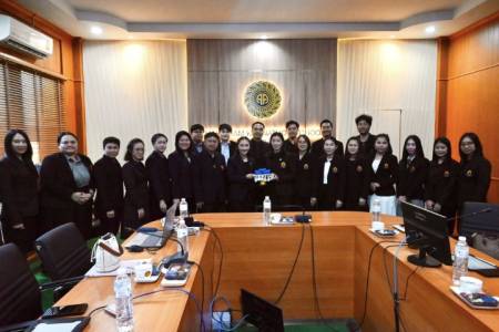 โรงเรียนจักรคำคณาทร จังหวัดลำพูน  ต้อนรับคณะศึกษาดูงานจากโรงเรียนเชียงแสนวิทยาคม  วันอังคาร ที่ 2 ธันวาคม 2568 นายธำรงค์ หน่อเรือง ผู้อำนวยการโรงเรียนจักรคำคณาทร จังหวัดลำพูน คณะผู้บริหาร และคณะครูกลุ่มสาระการเรียนรู้วิทยาศาสตร์และเทคโนโลยี